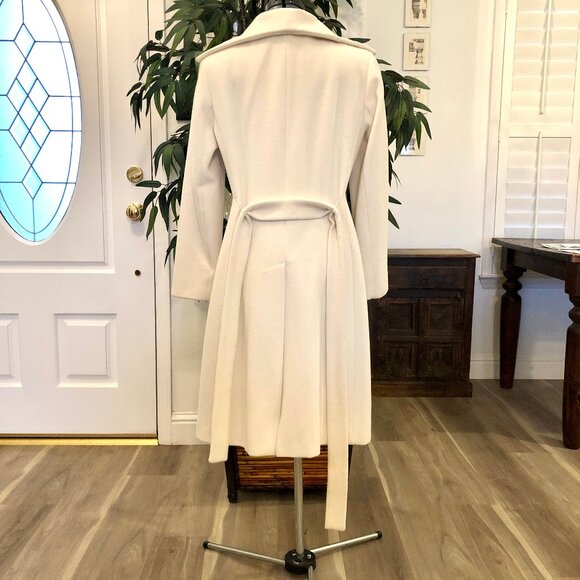 Creamy White Calvin Klein Angora/Wool blend belted Trench Coat, Size 6 - Picture 2 of 16